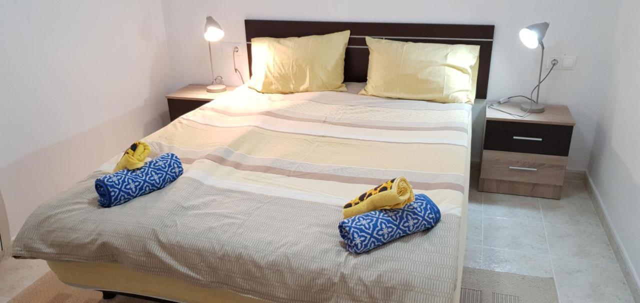 Ecaterina Apartment Torrevieja Eksteriør billede