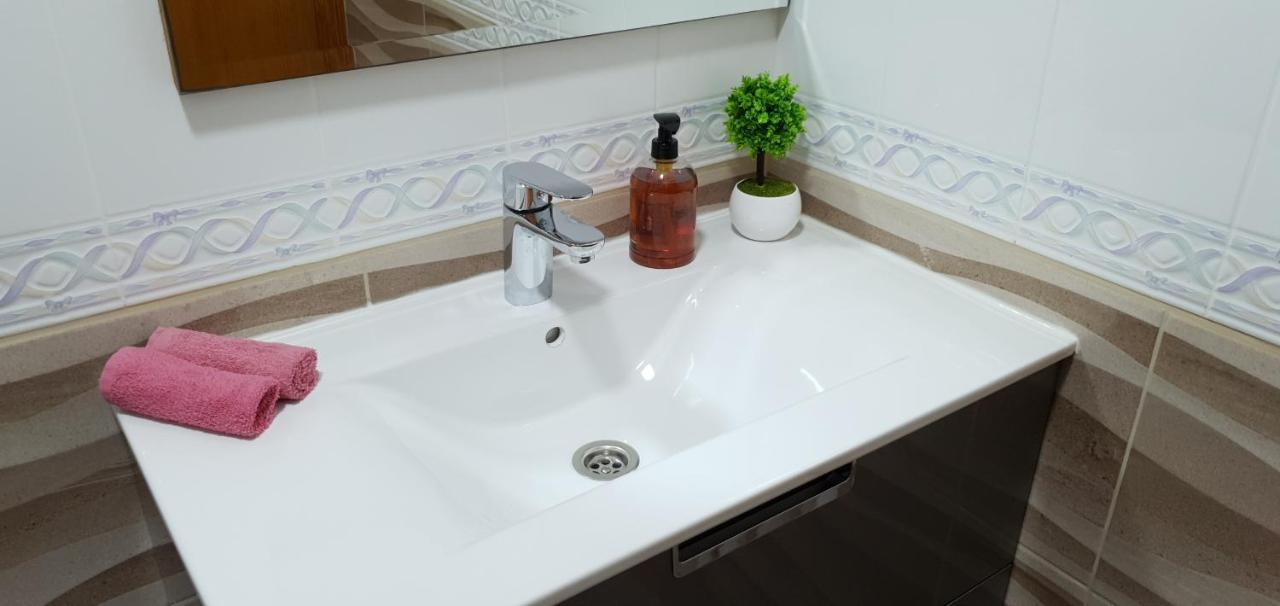 Ecaterina Apartment Torrevieja Eksteriør billede